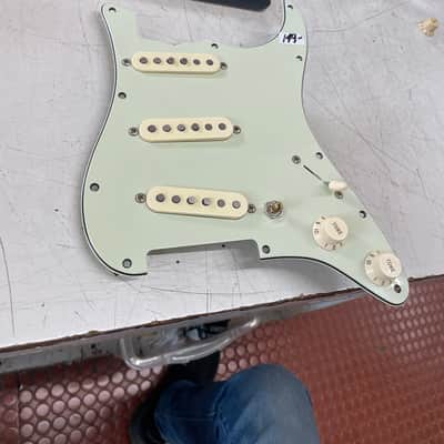 Fender Stratocaster pickguard assembly - Green guard image 1