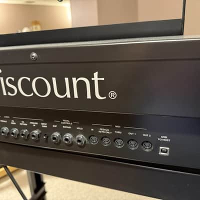 Viscount Legend Live 2022 image 9