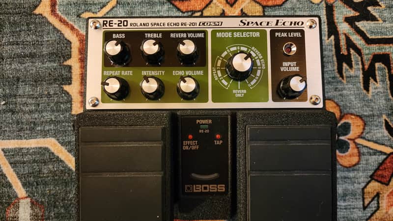 Boss RE-20 Space Echo