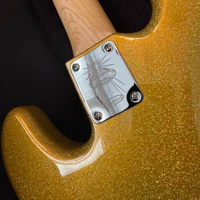 MINT Duesenberg Alliance Chris Chaney Bass Gold Sparkle PRISTINE image 13
