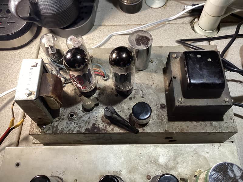 Ampower Model 80 1940s - Metal image 1