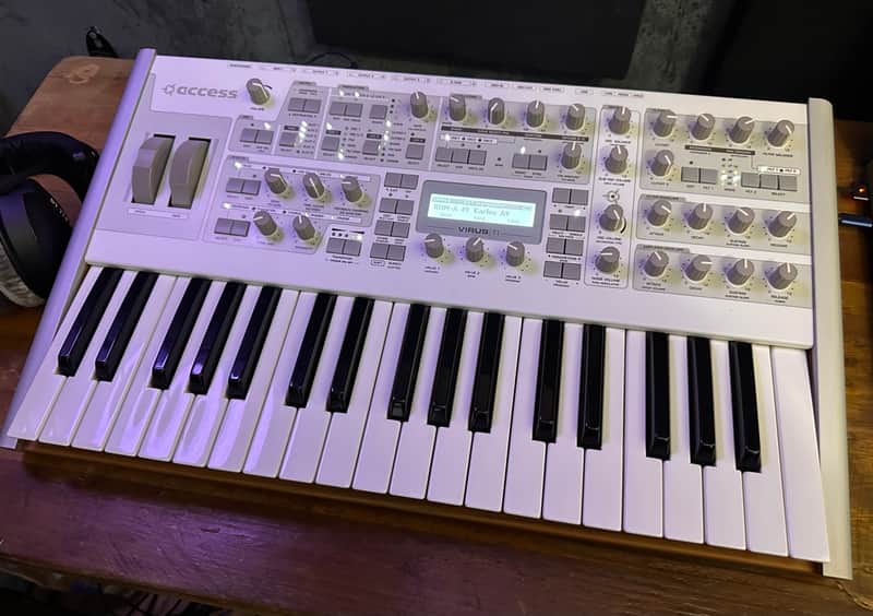 access virus ti2 polarシンセサイザー Access Virus TI2 Polar 37-Key Digital Synthesizer | Reverb