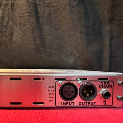API 2500 Stereo Bus Compressor 2000 - 2019 - Black image 7