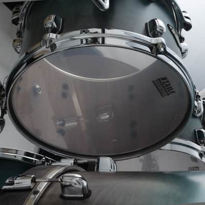 Tama WBS52RZS-SPF Starclassic Walnut/Birch Lacquer Shell Kit 5 pcs - Satin Sapphire Fade/Chrome HW image 18