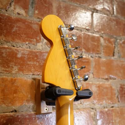 Fender American Vintage II 1966 Jazzmaster - 3-Colour Sunburst image 4