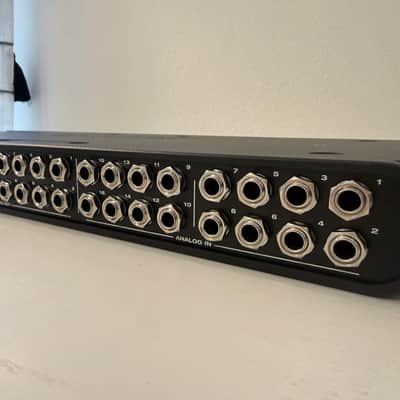 MOTU 16A Thunderbolt / USB 2.0 Audio Interface 2014 - Present - Black image 11