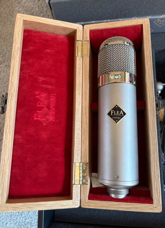 FLEA Microphones 47 Switchable Pattern Tube Condenser Microphone image 1