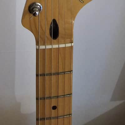 Fender Player Stratocaster with Maple Fretboard 2018 - 2024 - Buttercream image 6