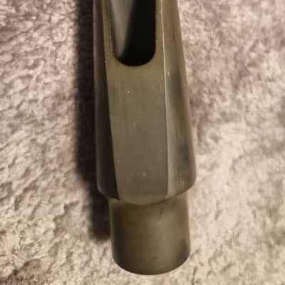 Yanagisawa 6 alto saxophone mouthpiece - rubber image 3