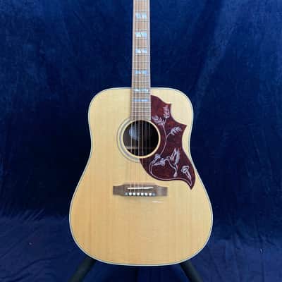 Gibson Hummingbird Studio Walnut Electro Acoustic in Natural image 2