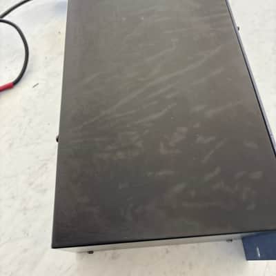 dbx iEQ31 Dual Channel 31-Band EQ/Limiter with Type V Noise Reduction & AFS Advanced Feedback Suppression 2010s - Black image 7