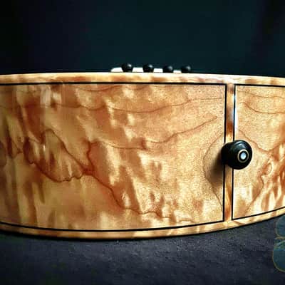 RARE HIVE HORNET CSTM TENOR UKULELE W/MSTR GRADE ADIRONDACK SPRUCE+QUILTED MAPLE—GORGEOUS TONE AND LOOKS!!! image 5