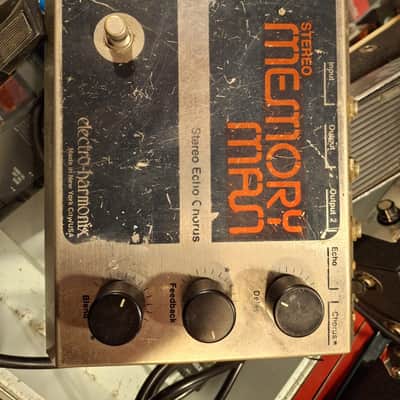 Electro-Harmonix Stereo Memory Man Echo / Chorus | Reverb Canada