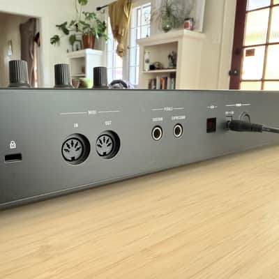 Native Instruments Komplete Kontrol S61 Mk1 image 3