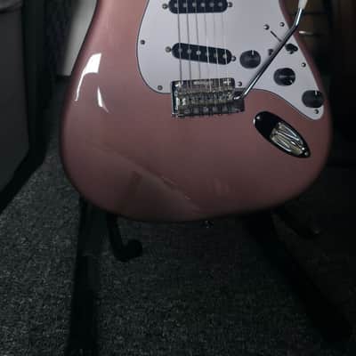 Fender Vintera '60s Stratocaster Modified with Pau Ferro Fretboard 2019 - 2023 - Burgundy Mist Metallic image 2