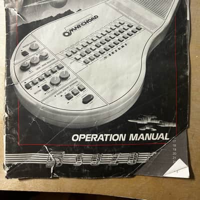 Suzuki OM-84 Omnichord 1984 - Ivory image 10