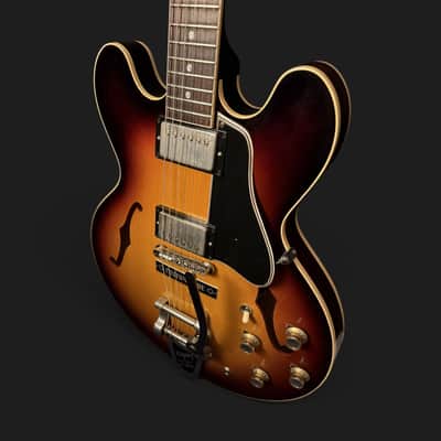 Gibson Custom Shop ES-335 1961 Reissue VOS Bigsby - Demo - 3,85kg - 2022 - Vintage Burst - VIDEO image 8