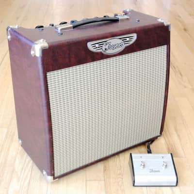 Traynor YCV20 II Custom Valve 15-Watt 1x12" Guitar Combo