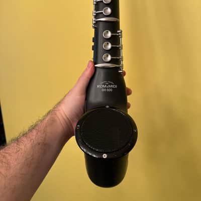 casio dh-800 digital MIDI 5-pin saxophone horn black with ac adapter and one ROM