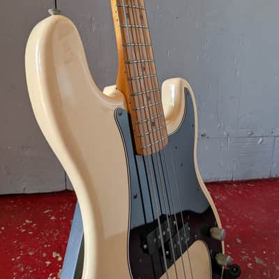 Fernandes Precision 1978 - Stone Logo image 5