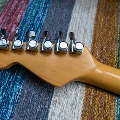 Fender Stratocaster Ultra - Crimson Burst - 1990 image 13