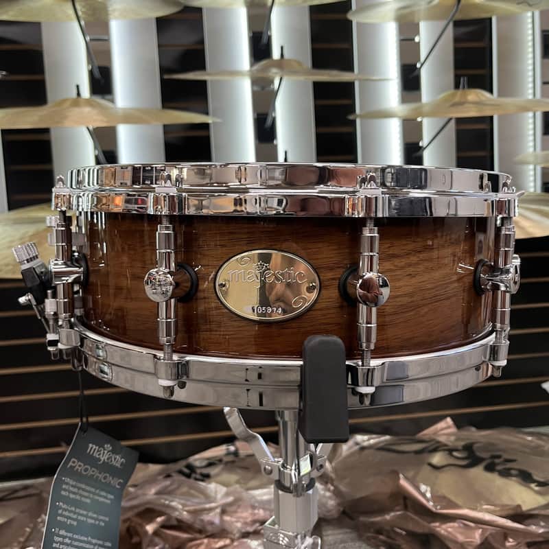 MAJESTIC MPS1450WA 14X5 PROPHONIC WALNUT SNARE DRUM - FLOOR MODEL