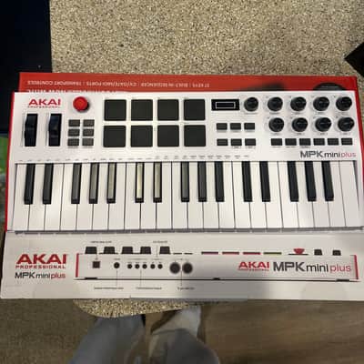 Akai MPK Mini Plus 37-Key MIDI Controller 2022 - Present - Black