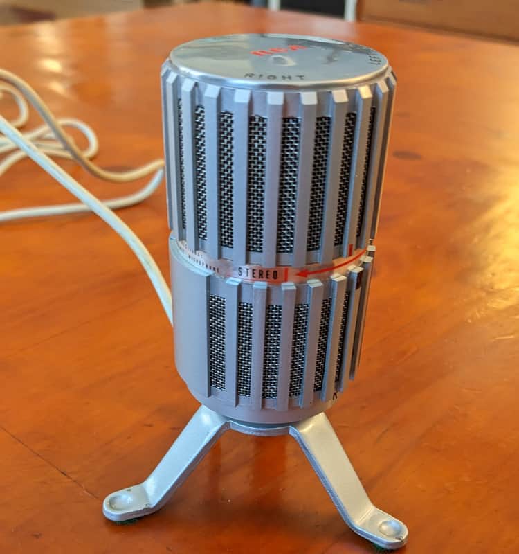RCA HK-104 1960's - Silver image 1