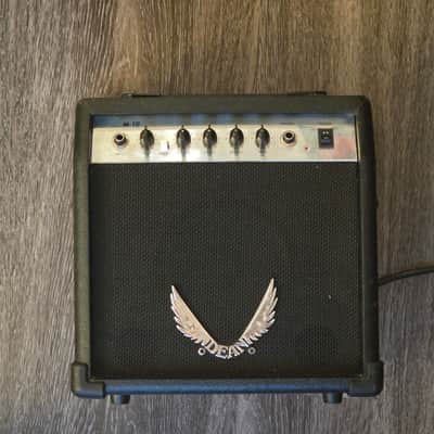 Dean M-10 Practice Guitar Amp image 2