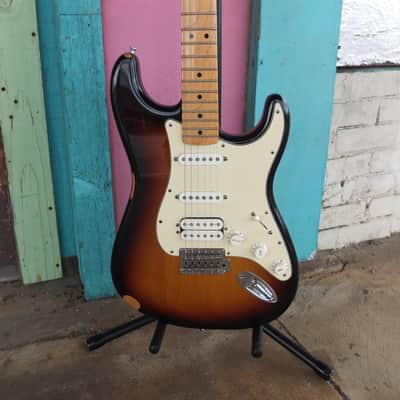GUYATONE PROFESSIONAL STRATOCASTER LG-480 MATSUMOKU 1970s ***FREE
