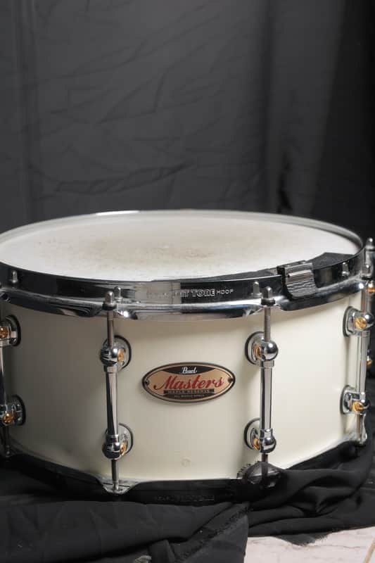 Pearl Masters Maple Snare Drum - 6.5 x 14-inch - Arctic White image 1