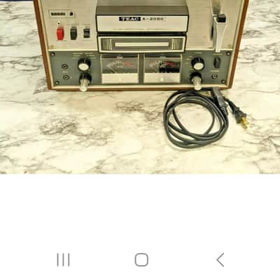 TEAC A-2050 70s - Wood/metal image 1
