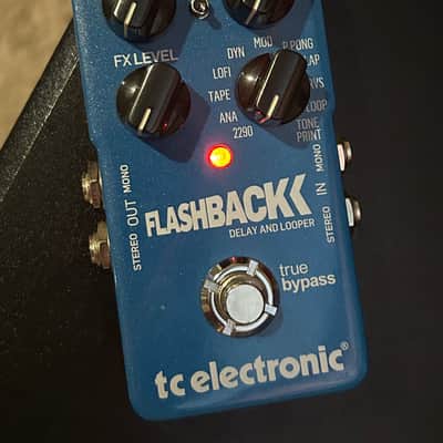 TC Electronic Flashback Delay & Looper Guitar or Bass Effect Pedal image 2