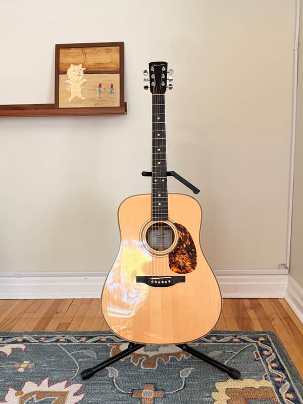 Boucher Studio Goose Walnut Dreadnought 2014 - Top Wood: Adirondack Spruce, Back and Sides: Walnut