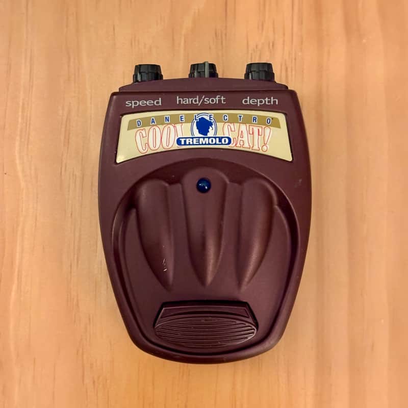 Danelectro Cool Cat Tremolo 2010s - Purple image 1