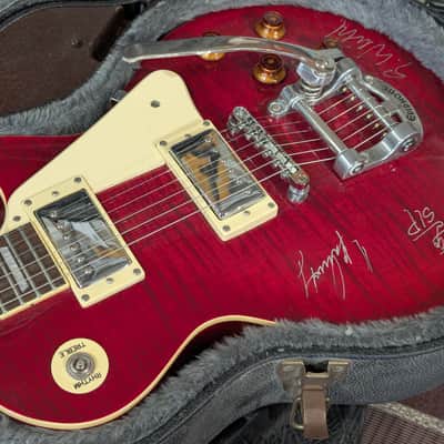 Epiphone Limited Edition Les Paul Standard Quilt Top with Bigsby - signed by Stone Temple Pilots image 3