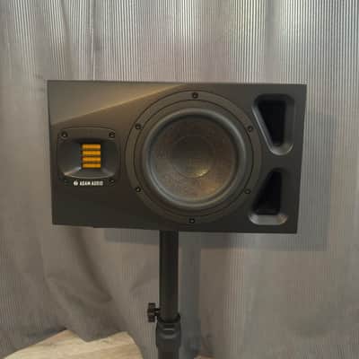Adam A7V studio monitors (pair) image 1