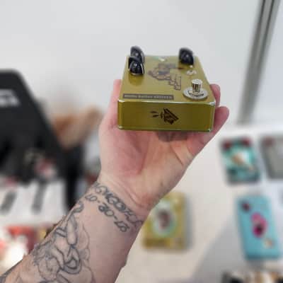 Hello Sailor Effects ShipWreck - Goldtop nitrocellulose lacquer image 12