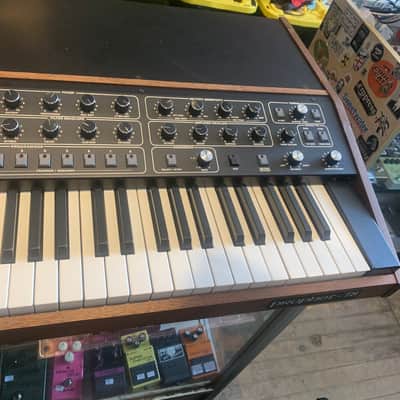 Sequential Prophet T8 76-Key 8-Voice Polyphonic Synthesizer 1983 - 1986 - Black with Wood Sides image 2