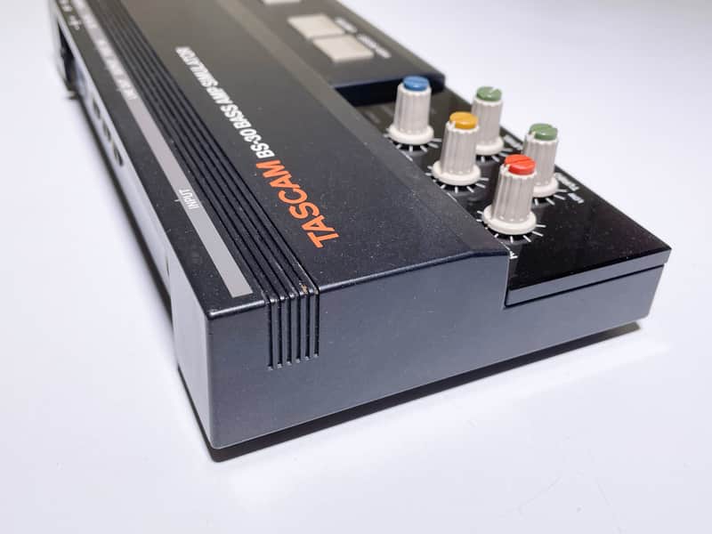 TASCAM BS-30 ベースアンプシミュレーター Tascam BS-30 Bass Amp Simulator FOR SALE – Soundgas