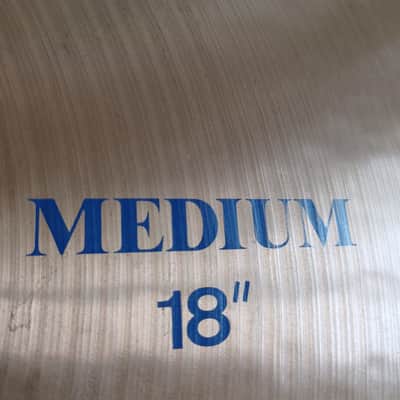 18” Paiste 602 Blue Label Medium - 1711 grams image 3