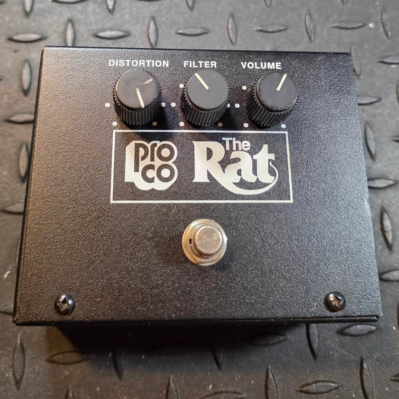 ProCo Vintage Rat Big Box Reissue with Battery Door and LM308 Chip