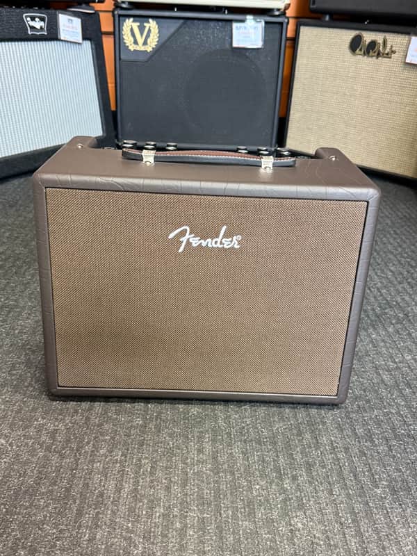 Immagine Fender "ACOUSTIC JUNIOR 120V" Guitar and Microphone amplifier - Open Box - 1