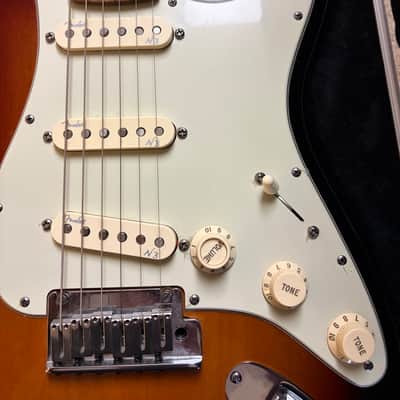Fender American Deluxe Stratocaster 2011 - 2016 image 2