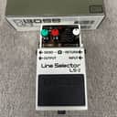 Boss LS-2 Line Selector (Silver Label) 1991 - Present - White