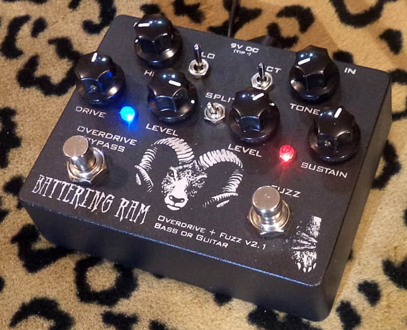 Wounded Paw Battering Ram V2.1 w/ silent bypass switch, for guitar or bass image 1