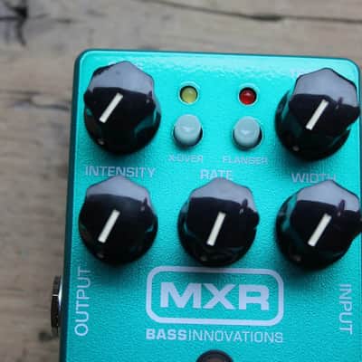 MXR M83 Bass Chorus Deluxe image 5