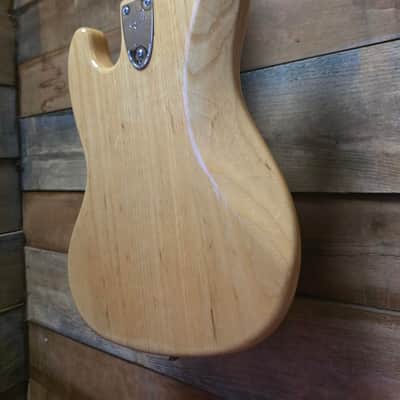 2006 American Vintage Reissue '75 J-Bass Natural w/case image 15