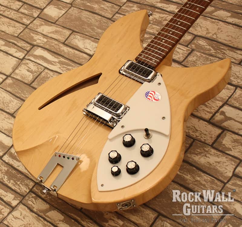 Rickenbacker  330  2013 - Mapleglo image 1