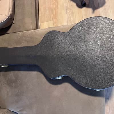 Taylor 714ce V-Class  2018 - Sunburst image 13